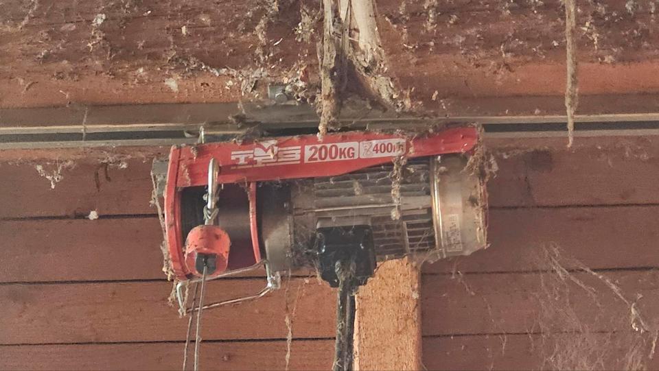 Elektrischer Seilzug 400kg Seilwinde mit Laufschiene 3m in Münsterhausen