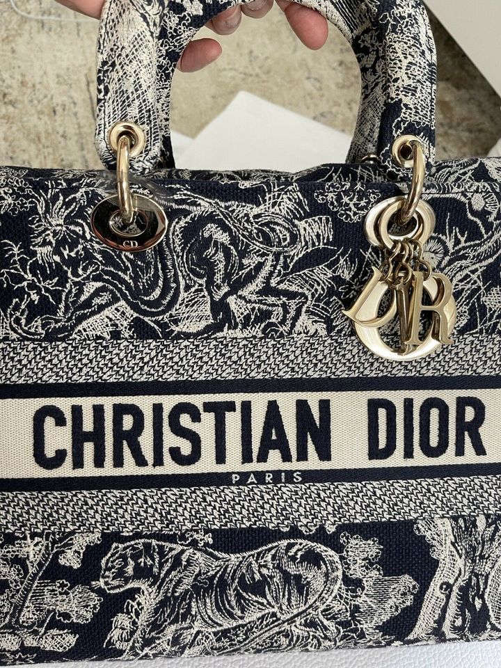 Lady Dior D-Lite Tasche Erstklassiger Zustand! in Bremen