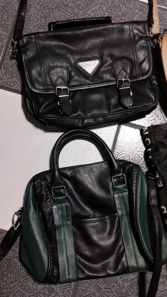 3 Handtaschen *1 Shopper- Tasche*komplett 8 € in Sprockhövel