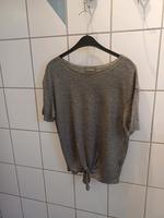 Damen graue kurzarm Bluse/Pullover Größe 40 Bayern - Kaufbeuren Vorschau