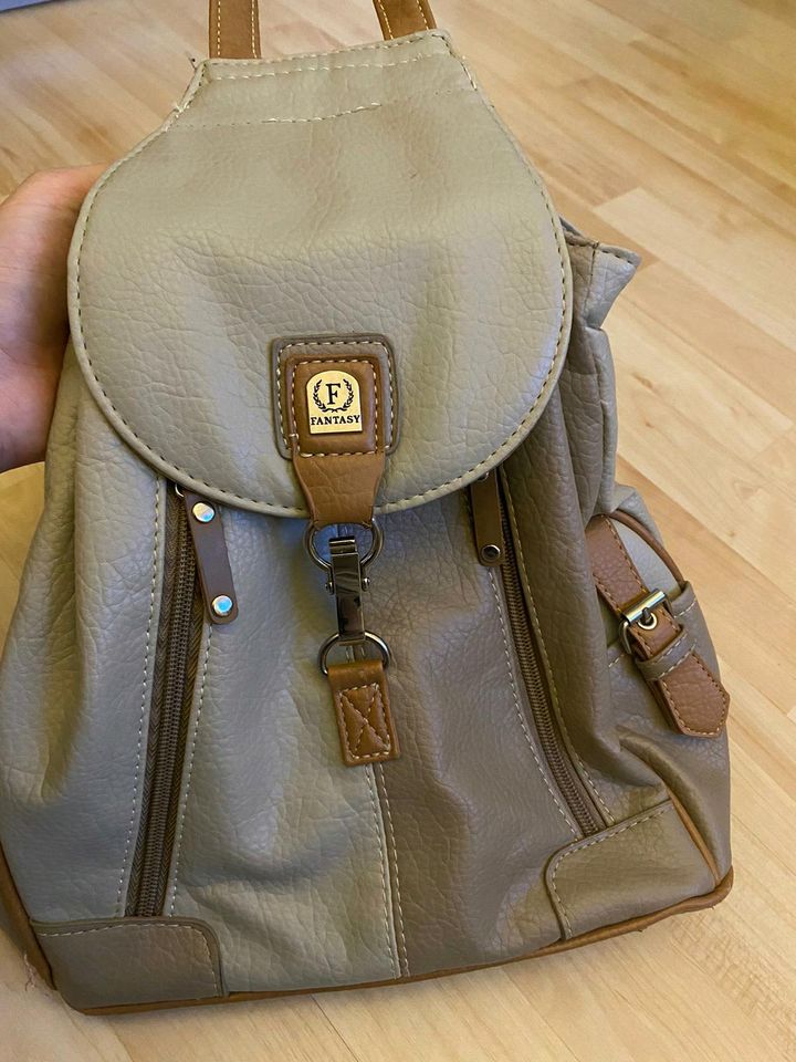 ** DAMEN RUCKSACK ** in Hamburg