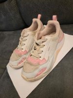 Turnschuhe / Sneaker "Puma" Soft Foam Gr. 34,5 Schleswig-Holstein - Mielberg Vorschau