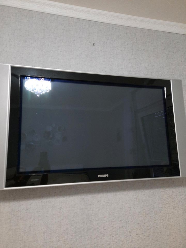 Fernsehen  Silbe schwarz in Gronau (Westfalen)