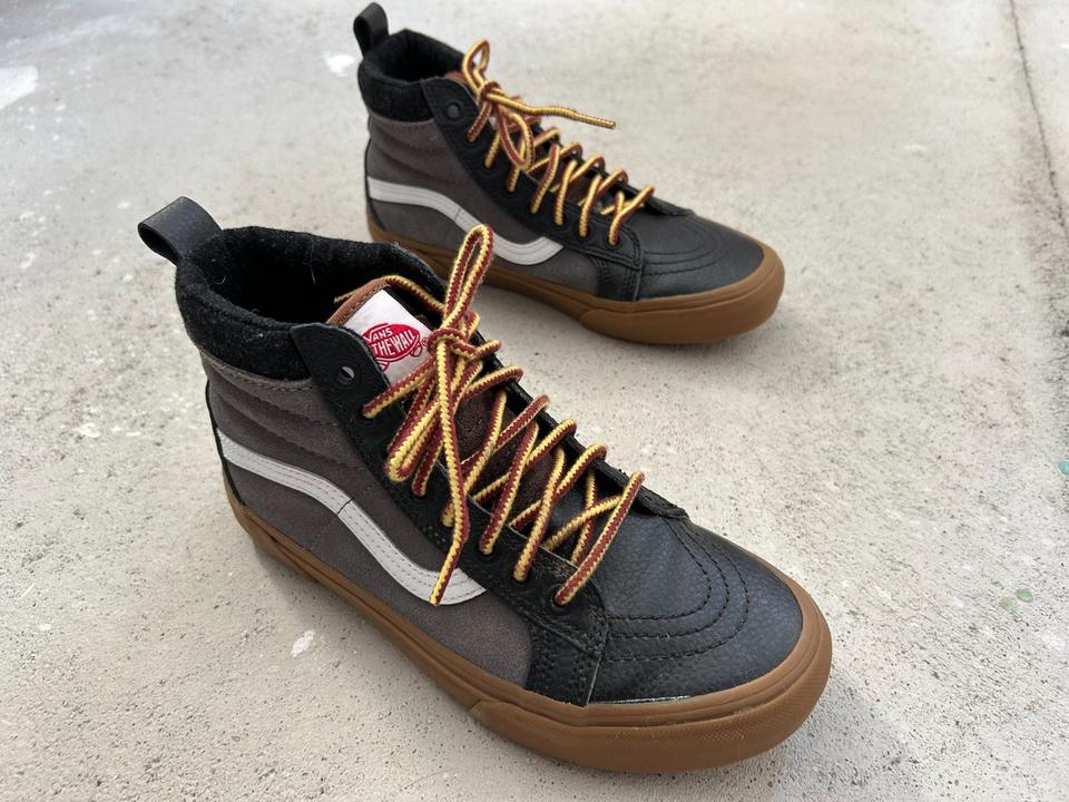 Vans Sneaker MTE wetterfest und warm gepolstert - neuwertig! in Amerang