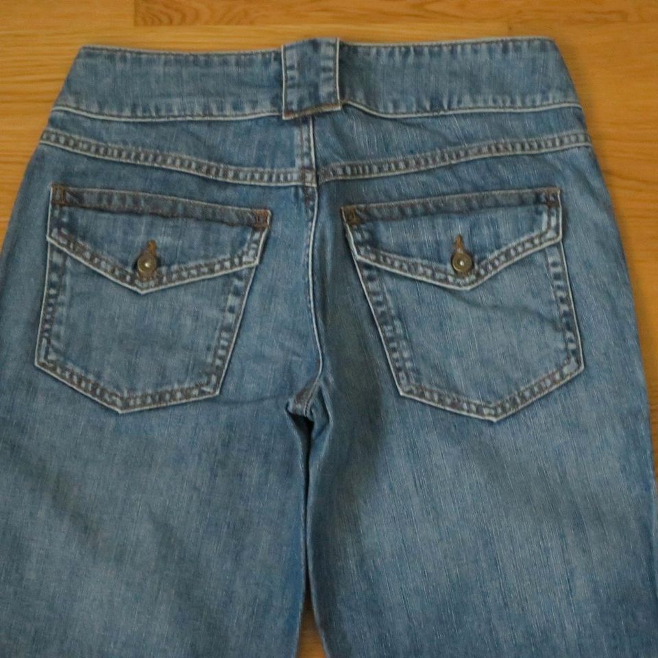 MEXX Jeans (Gr. 36) cropped in Düsseldorf