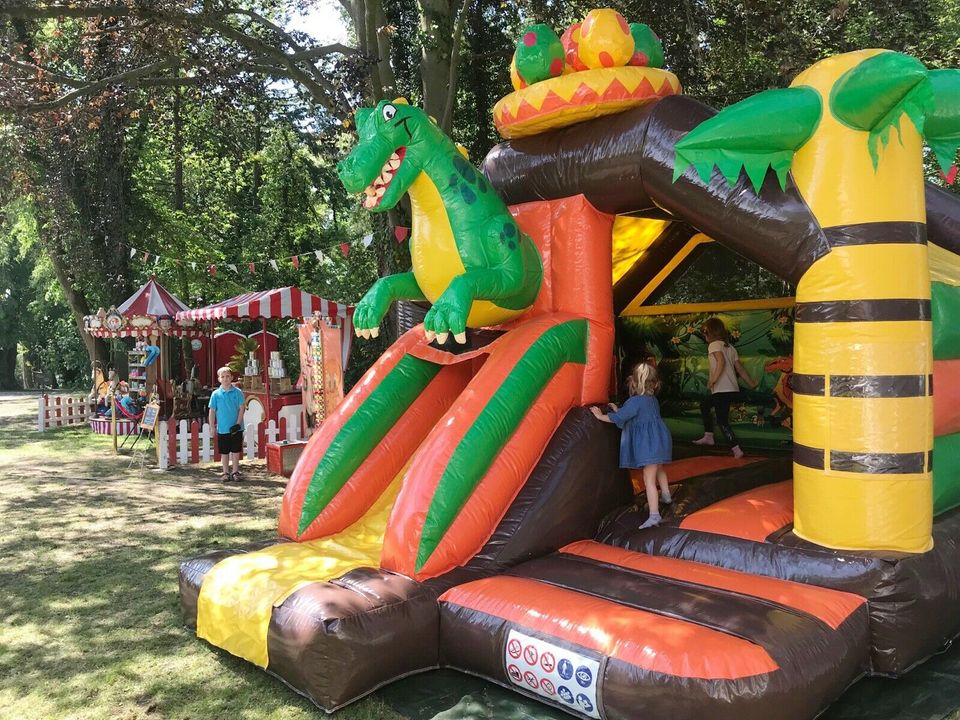 Kindergeburtstag Jahrmarkt Karussell Hüpfburg Büchsenwerfen Lukas in Magdeburg