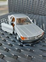 Mercedes 500 SEC Modellauto silber Nordrhein-Westfalen - Brilon Vorschau