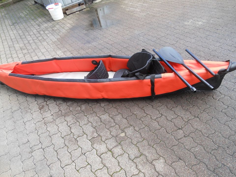 Kajak Kanu PVC NEU Muster 330cm mit Zubehör (Gebraucht) in Lahr (Schwarzwald)