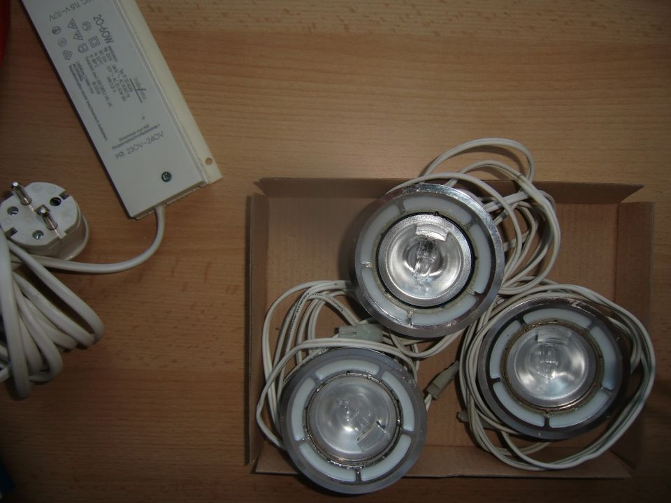 Neonröhren 58 W, Einbauleuchten Halogen 5x20W, Halogen Flutlicht in Emmingen-Liptingen