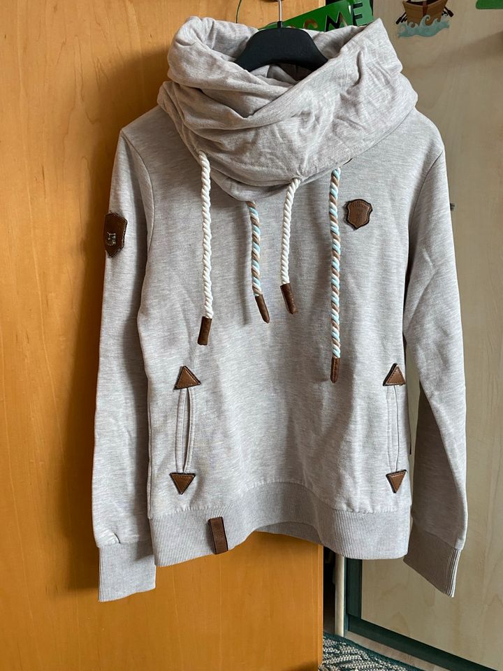 Naketano Hoodie Sweatshirt neuwertig in Zell am Harmersbach