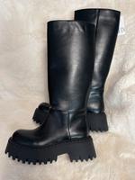 Stiefel von Zara Neu Gr.38 Hessen - Schwalbach a. Taunus Vorschau