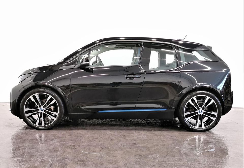 BMW i3s 120Ah Schnelll. Wärmep. NAVI/LED/PDC/TEMPOMA in Mössingen