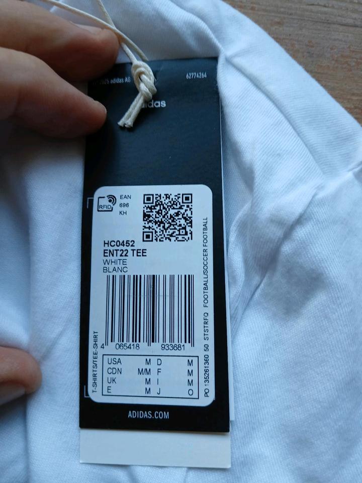 Thomas Müller Adidas Einer wie keiner Weltpremiere shirt in München