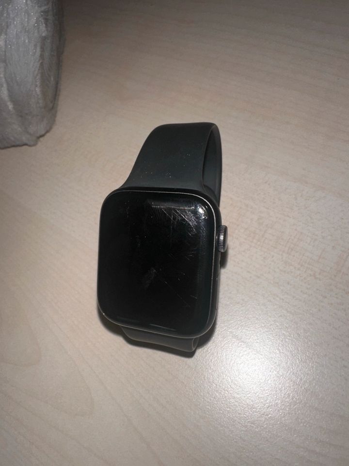 Apple Watch 44mm Aluminium in Speyer