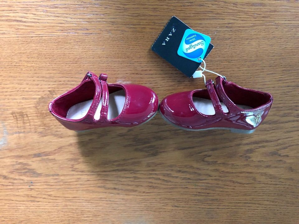 Ballerinas von ZARA, Gr. 18, NEU mit Etikett in Hannover