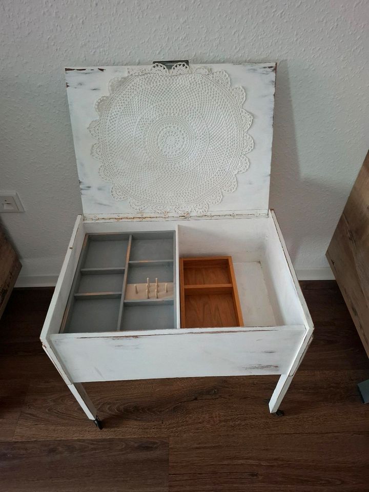 Nährschrank, Nähwagen, Nachtschrank in Emsdetten