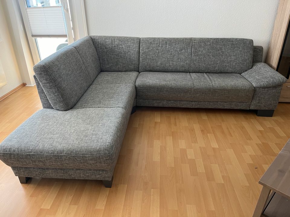 NUR NOCH BIS SONNTAG Sofa Couch grau ca. 200x254x88 in Wedel