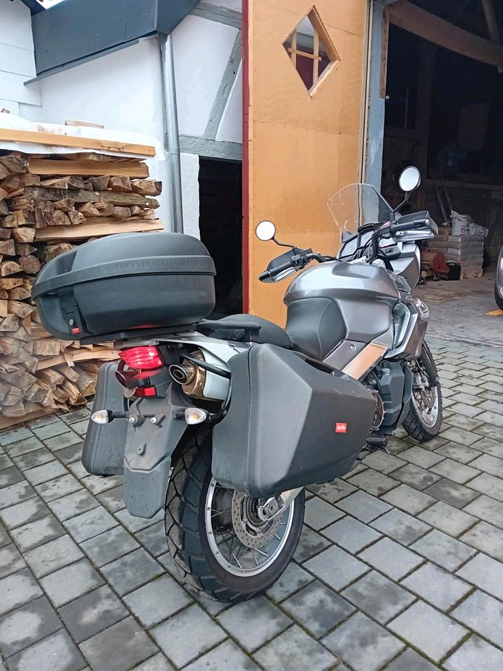 Aprilia ETV 1000 CapoNord in Macken