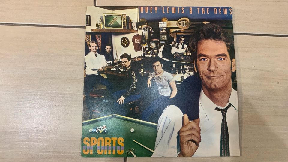 Huey Lewis and the News- Sports / LP Vinyl in Tönisvorst