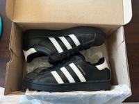 Addidas Schuhe größe 40 Stuttgart - Stuttgart-Nord Vorschau