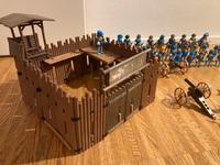 vintage playmobil western fort UNION mit viel zubehör / 80er Bayern - Landshut Vorschau