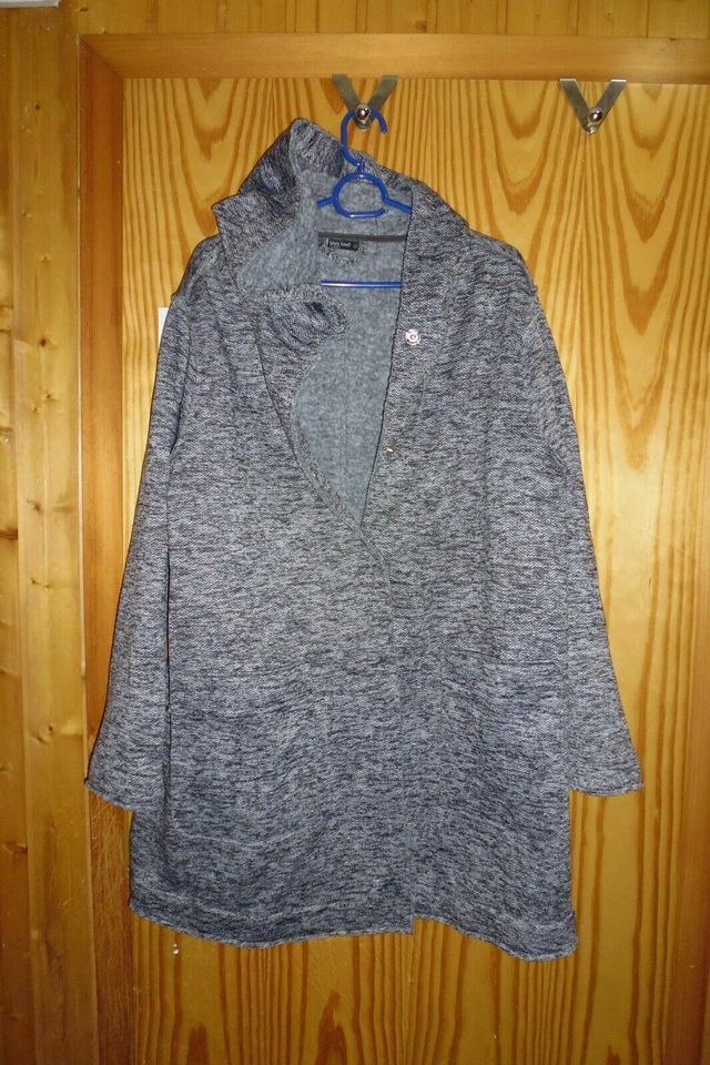 Kapuzen Jacke Freizeitjacke Gr. 50 in Ritschenhausen