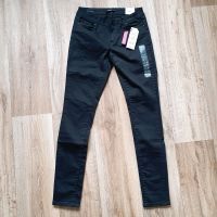 Schwarze Hose W28/L32 Berlin - Spandau Vorschau