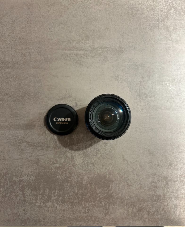 Canon Ultrasonic Objektiv, Canon Zoom Lens EF 28-105mm, Objektiv in Strahwalde