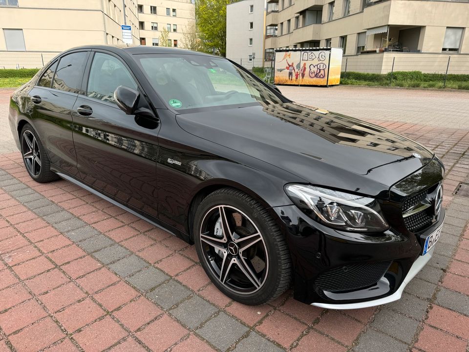 Mercedes-Benz C43 AMG in Berlin