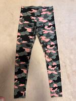 H&M Camouflage Leggings Hessen - Rödermark Vorschau