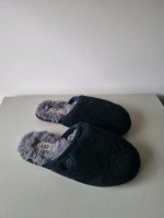 Damen UGG Hausschuhe Größe 37 Schwarz mit Grau , Neu Hamburg-Mitte - Hamburg Altstadt Vorschau