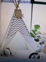 Tipi Kinderzelt mit Decke für Boden und Lichterkette Bayern - Bad Abbach Vorschau