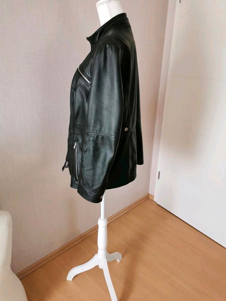 Coole Lederjacke Heine Damen Gr 48 schwarz in Neuwied