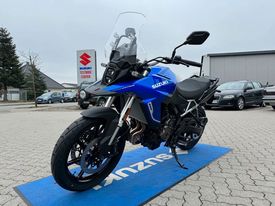 Böwadt-und-Hansen-231-Suzuki-DL-800-V-Strom-blau in Handewitt