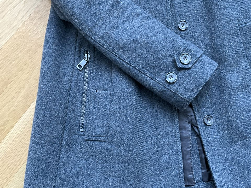 Burberry Damen Jacke in Krefeld