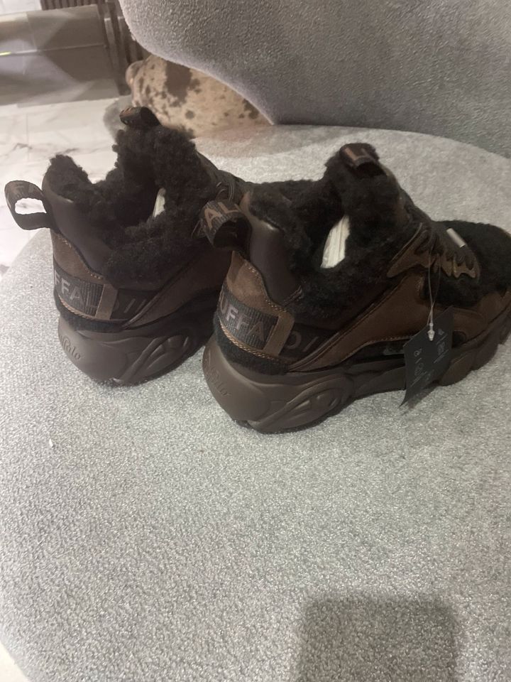 Buffalo Schuhe Große 37 in schwarz VEGAN in Köln