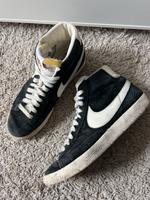 Nike Blazer 40.5 schwarz / weiß Bayern - Zellingen Vorschau