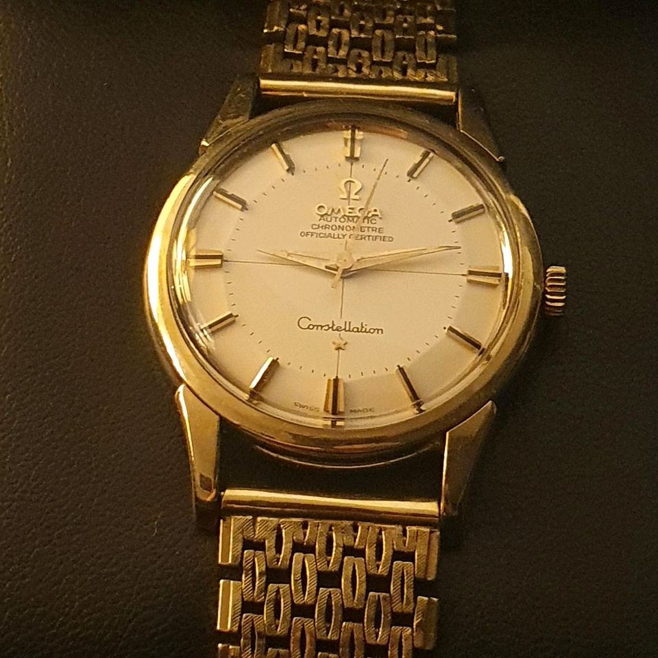 Omega Constellation PiePan automatic Herren Armbanduhr Gold Stahl in Bremen