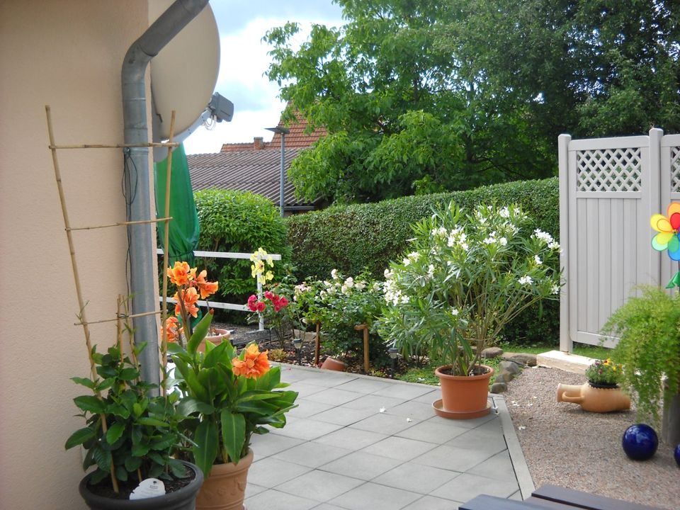 „Kleines Paradies in der Rhön “ Einfamilienhaus mit Garage, Hütte und