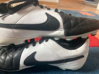 Schwarze Nike Fußballschuhe zu verkaufen Nordrhein-Westfalen - Paderborn Vorschau