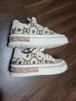 Sneaker beige mit Muster Gr. 36 Top Zustand Bayern - Viechtach Vorschau