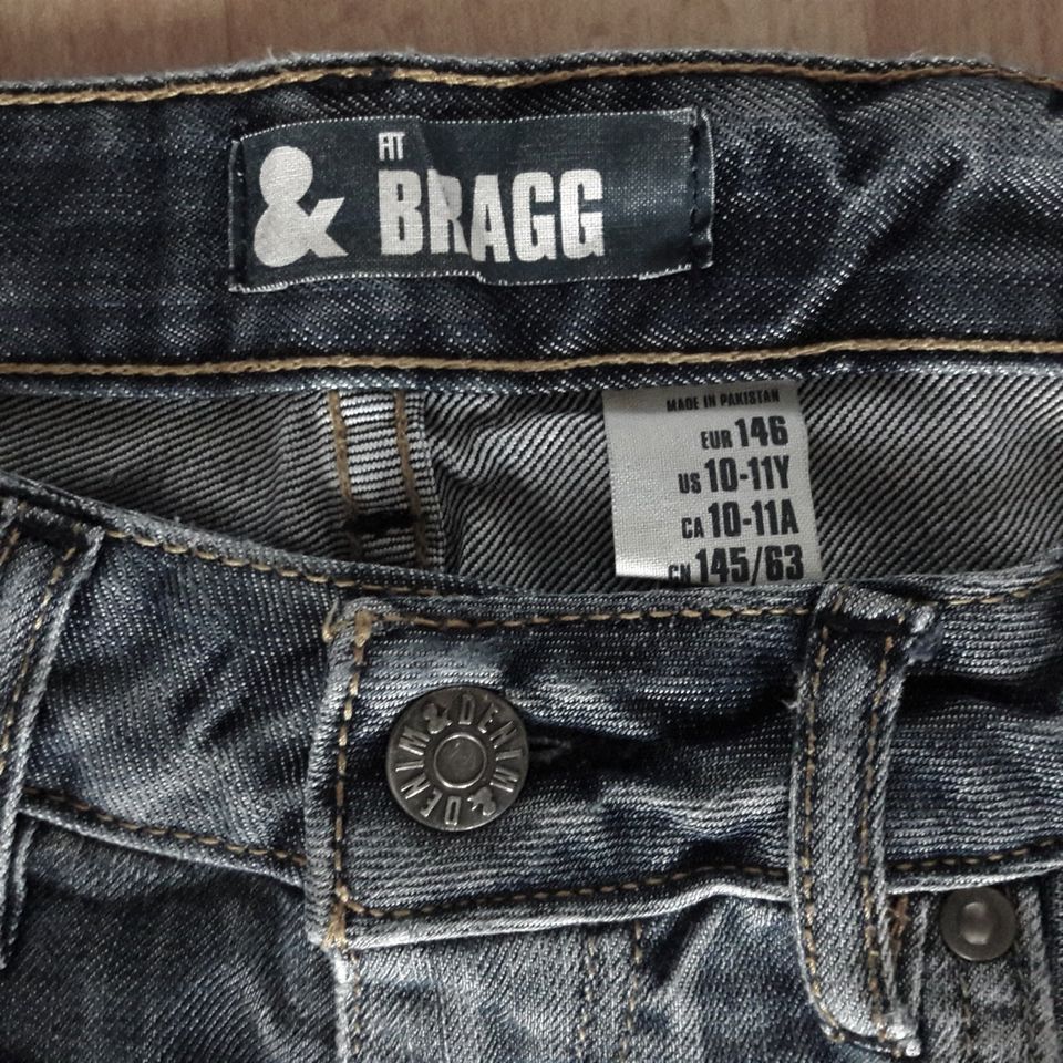 FIT BRAGG coole blaue Jungen Jeans Hose Gr. 146 10-11 Jahre in Berlin