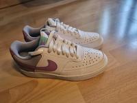 Nike Sneaker Mädchen Nordrhein-Westfalen - Bottrop Vorschau