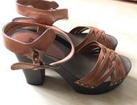 Damen Schuhe, mit Plateau Sandalen, vintage,retro, NEU  G.38 Nordrhein-Westfalen - Herne Vorschau