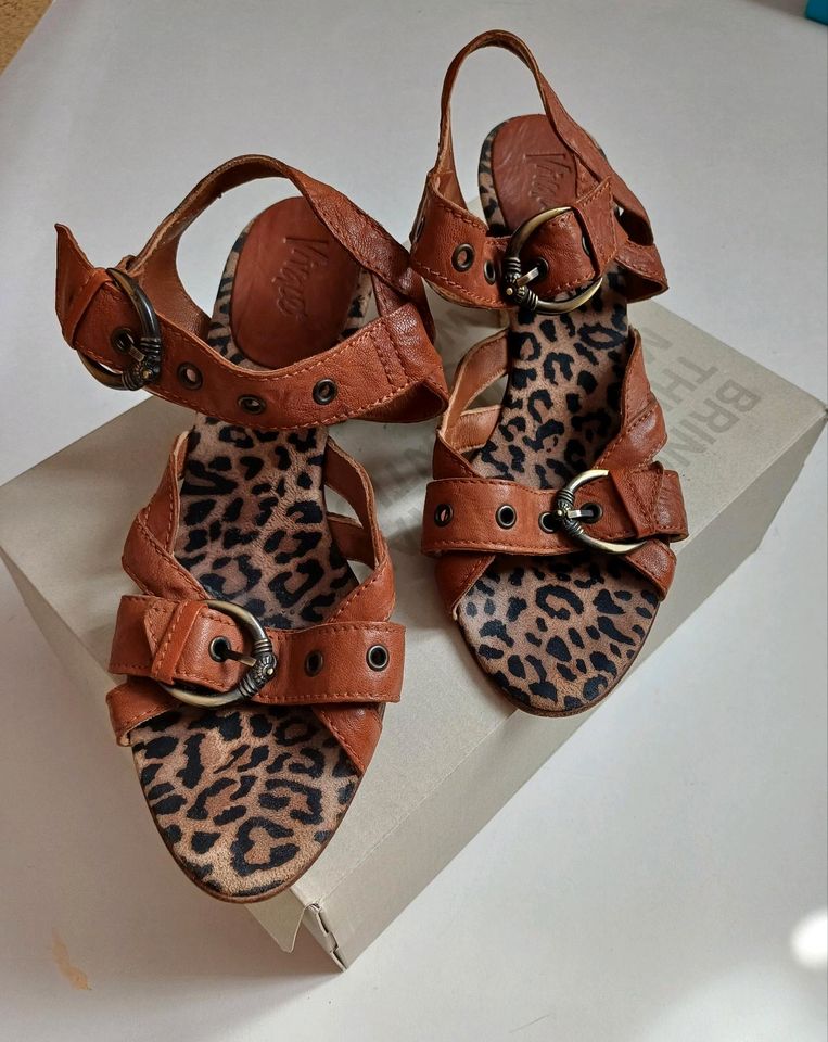 Sandalen braun 40 VIVACE Leder in Kerpen