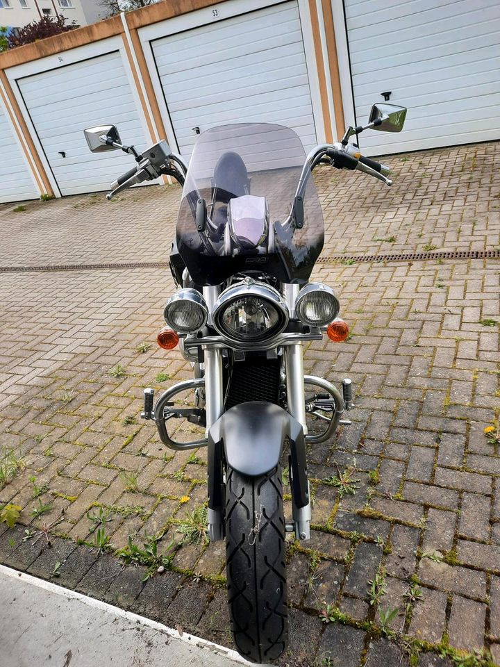 Suzuki Intruder M800 in Rostock