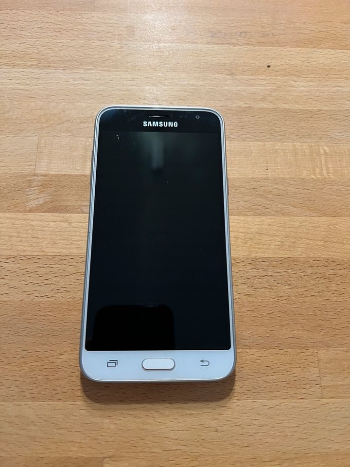 Samsung J320 (2016) in Hemmingen