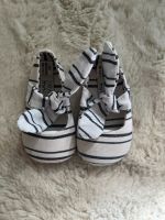 Zara Mini Baby Schuhe blau weiß Gr 14/15 neu München - Thalk.Obersendl.-Forsten-Fürstenr.-Solln Vorschau