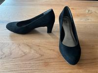 Tamaris schwarze Pumps ungetragen Größe 36 München - Thalk.Obersendl.-Forsten-Fürstenr.-Solln Vorschau