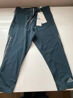 Adidas kurze Damen leggins Gr. S Hessen - Schotten Vorschau